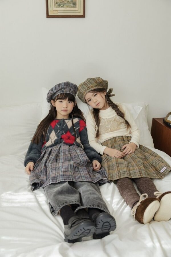 8C3436C1-9C7D-4B39-890E-FFFAE1B360EE_1_201_a ❄️ 優雅顯瘦背心式修身打底衣