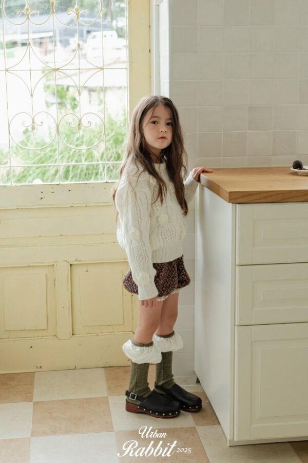 ❄️ 優雅氣質立體花朵圓領針織衫