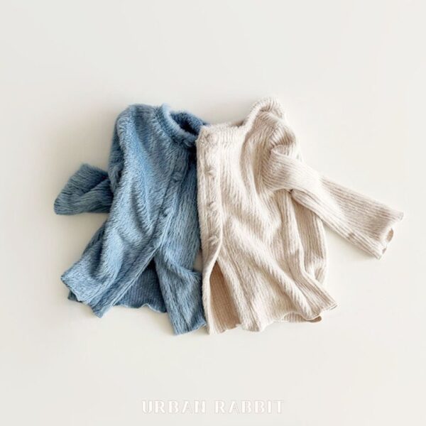 90061D07-DA3E-4828-AA9C-49233B169980 ❄️ 優雅保暖長版開襟衫