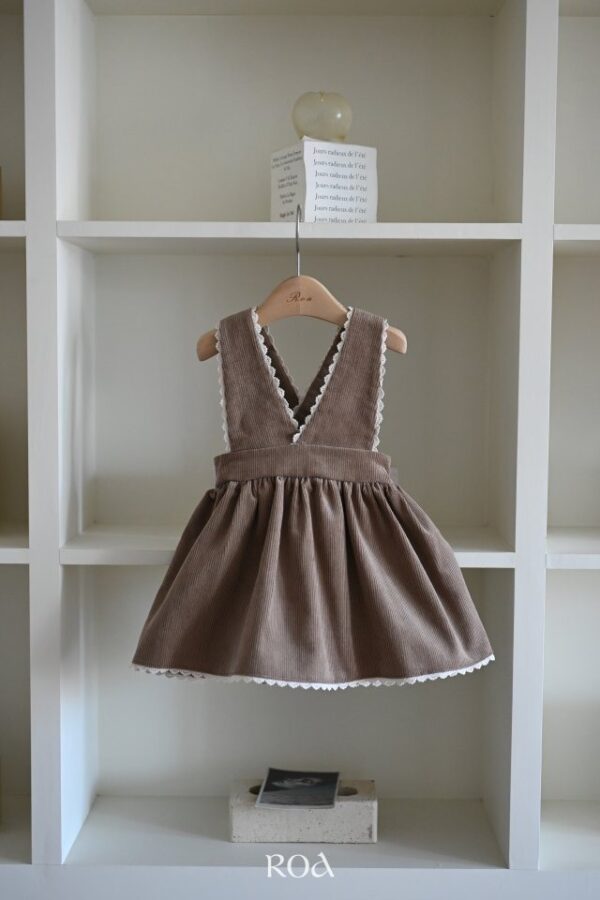 ❄️ 絲帶荷葉吊帶裙