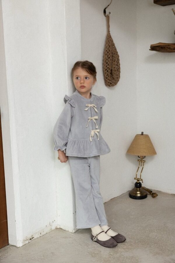 923C2542-E3AA-425D-BF5D-E9D385928708 ❄️ 艾米蝴蝶結套裝