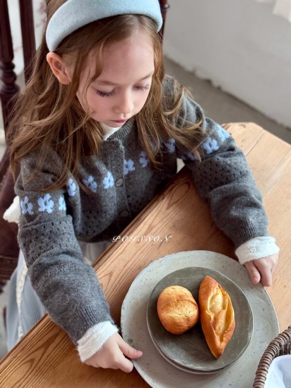 ❄️ 軟糯朦朧色系小花開襟衫