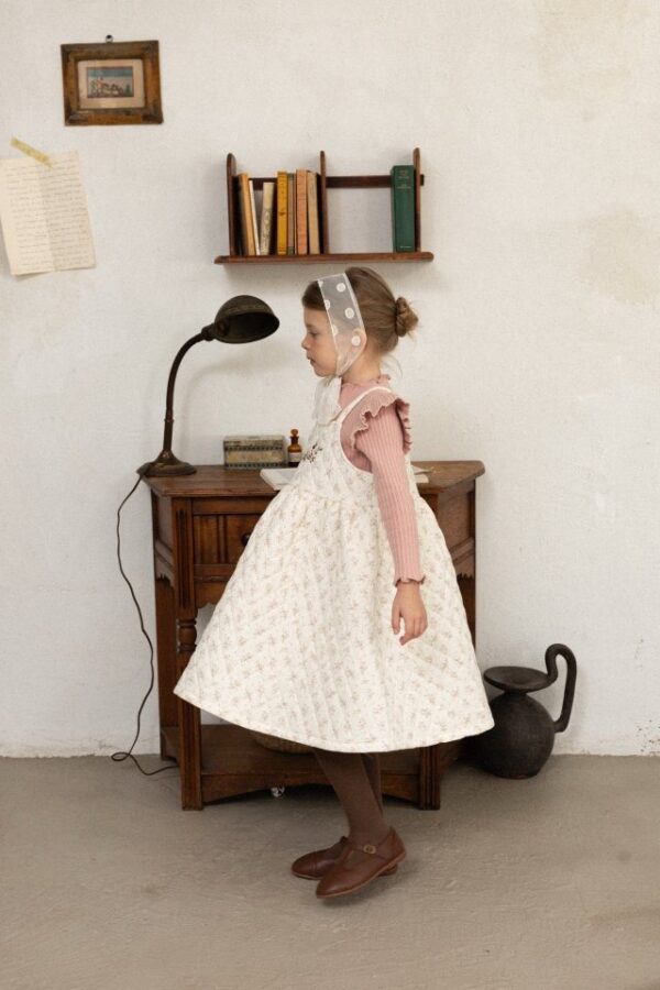 ❄️ Aisha 刺繡連衣裙