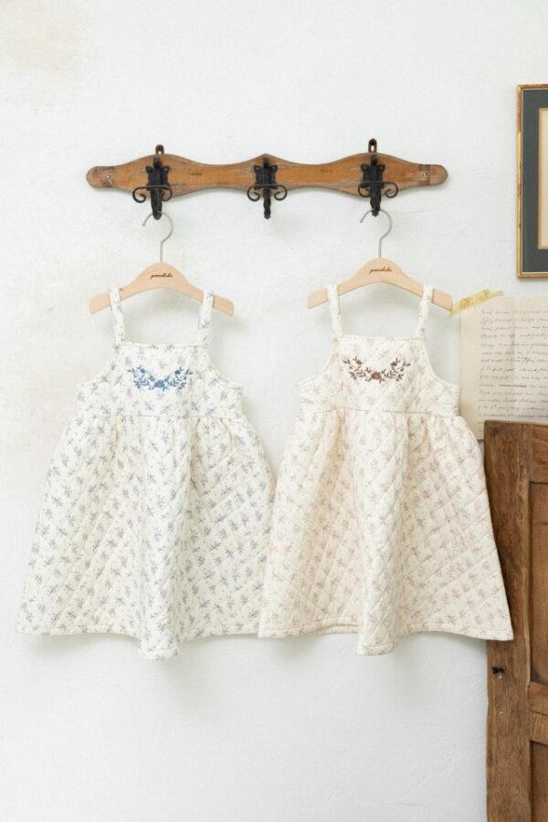 ❄️ Aisha 刺繡連衣裙