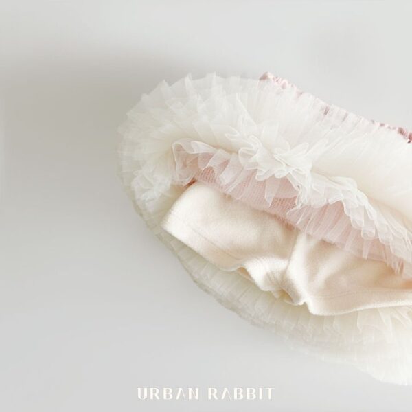 B5F7EC7F-9A0A-4CED-B22F-1A42E46231CB ❄️ 甜美絨球感造型迷你褲裙