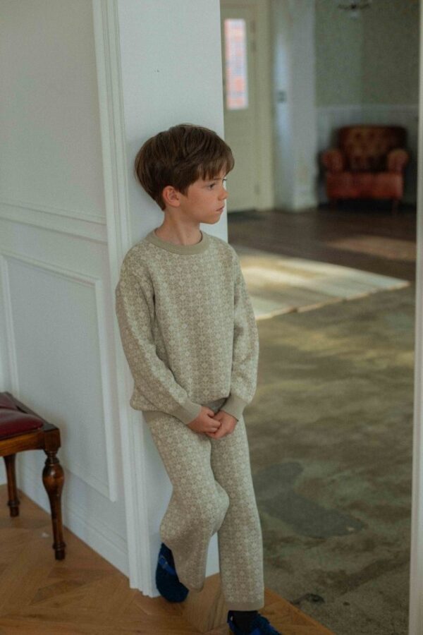 ❄️ 古典提花針織上衣