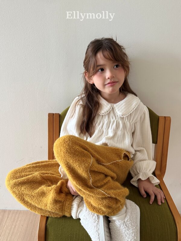 BB94F20D-74BE-40CC-999E-7BDA2279AA8D ❄️ 慵懶毛絨縮口休閒褲