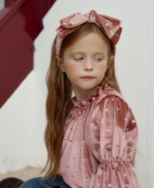 C07CFA7C-3BCA-4012-9410-73264DCD078C ❄️ 絲絨蝴蝶結髮箍