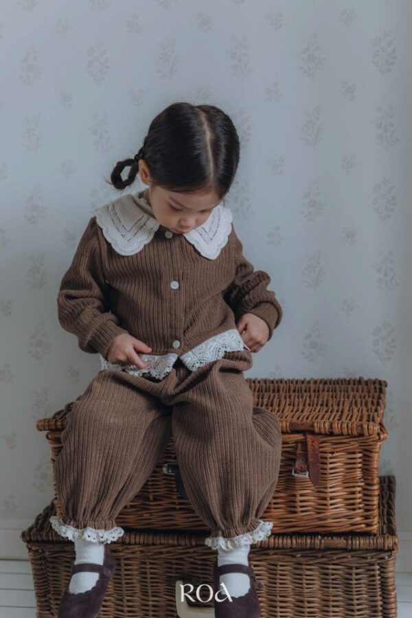 ❄️ 甜美蕾絲縮口褲