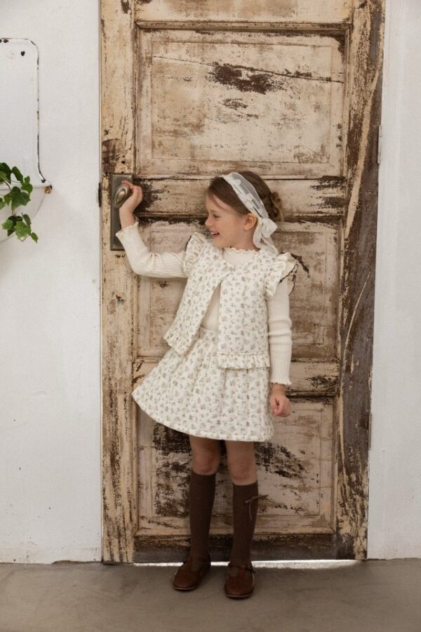 CBDD916F-7ED2-4EF0-97B7-C2A76F544284 ❄️ 露藏著月光短裙