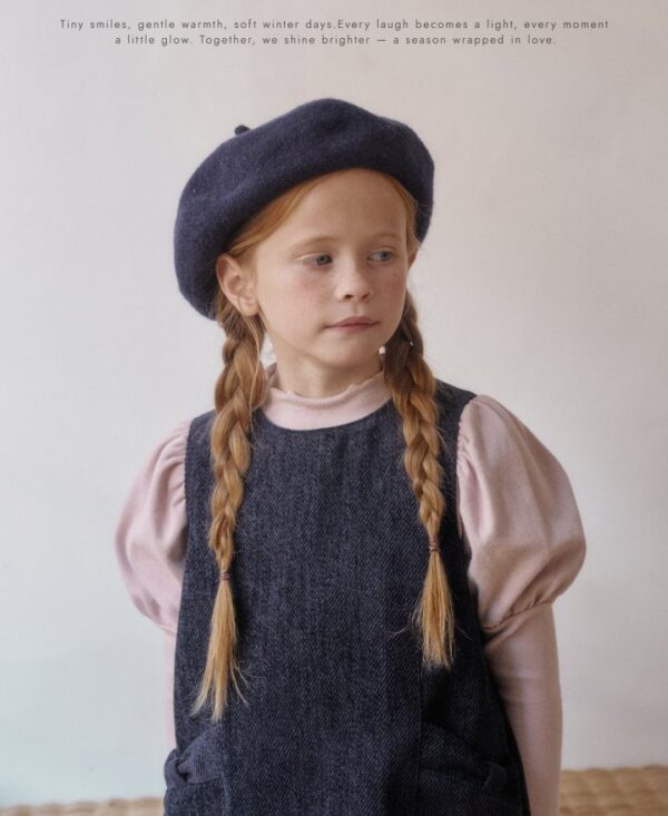 CC27A05F-F5C5-4551-A439-2BAB1CBAA490 ❄️ 學院風燈芯絨背心洋裝