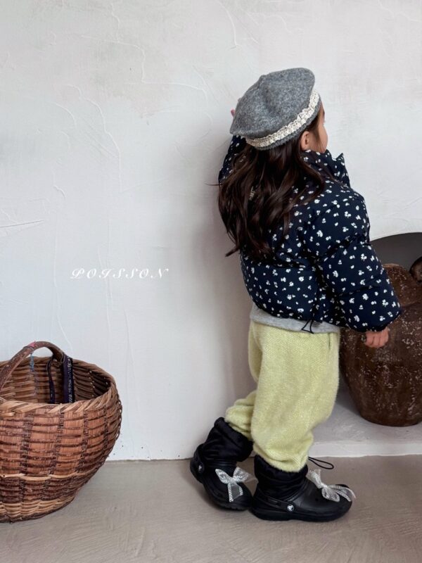 ❄️ 荷葉邊造型貝雷帽