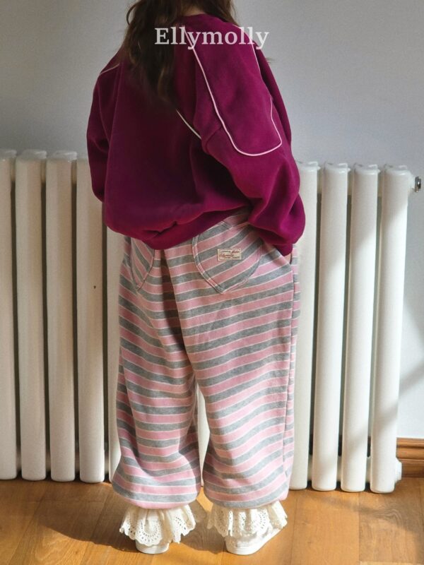 CECCBBA3-3227-4C8F-B3B3-601A1556E33B ❄️ 可愛心機條紋愛心縮口褲