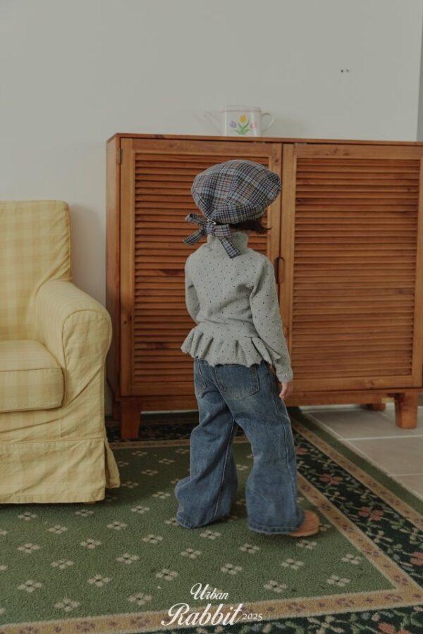 D08DB946-5ACB-4EF8-9E9B-26627780D9E9 ❄️ 可愛保暖圓點荷葉邊上衣