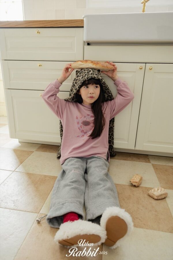 D2192EC8-6FF6-4AAD-A3CA-B0EB56522CE4 ❄️ 可愛圍巾貓咪上衣