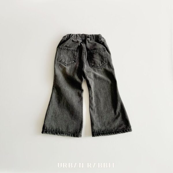 D73238D8-0C1F-43CE-9E48-BA056640C741 ❄️ 今天也要顯瘦保暖喇叭牛仔褲