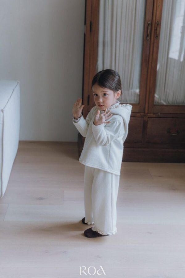 ❄️ 精靈連帽蕾絲套裝