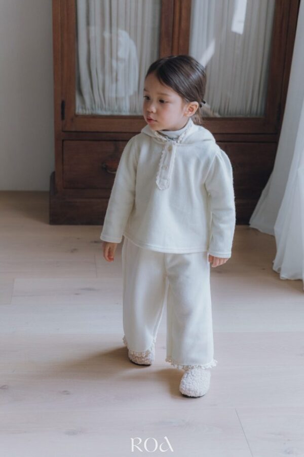 ❄️ 精靈連帽蕾絲套裝