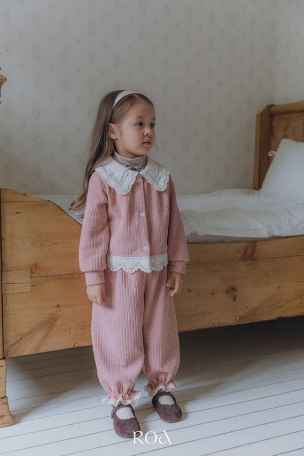 ❄️ 甜美蕾絲縮口褲