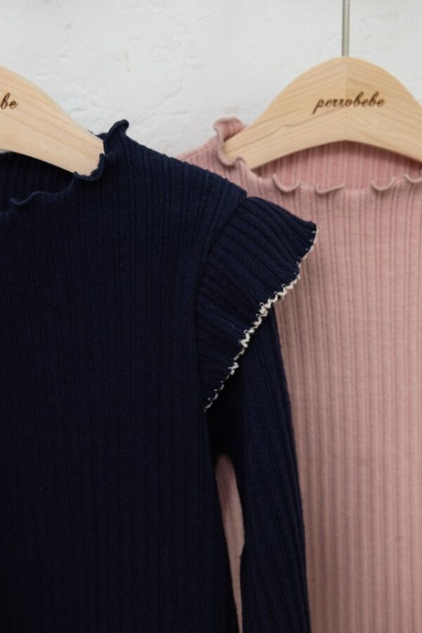 E5BC44A3-4ED3-4F1A-934F-CD2976B18950 ❄️ Marie暖午後上衣