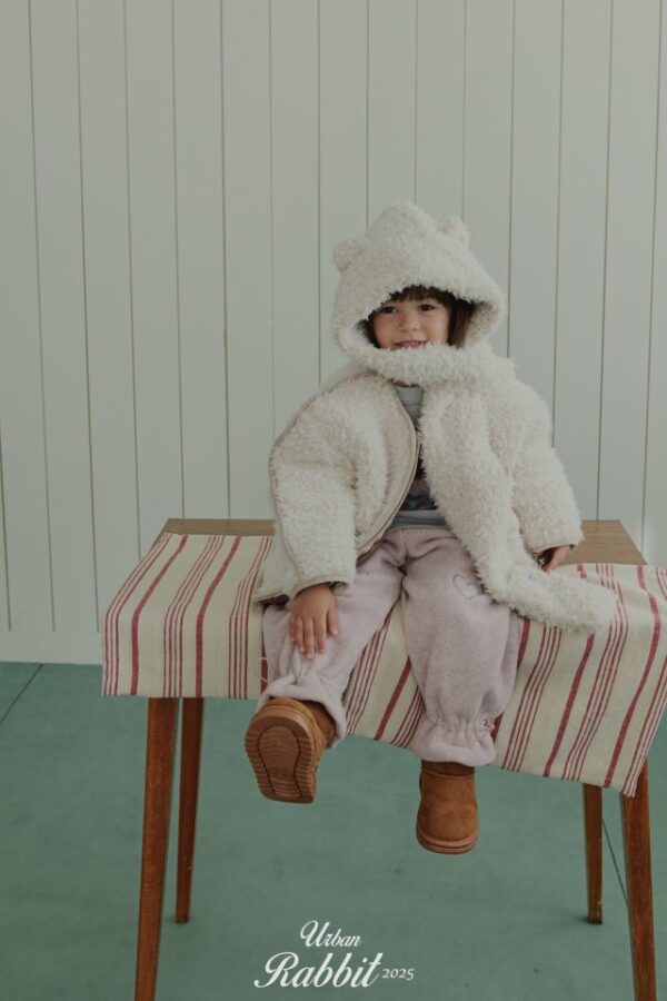 E8A7E31D-4CC5-404E-84FC-F080ECE563E8 ❄️ 連帽長圍巾