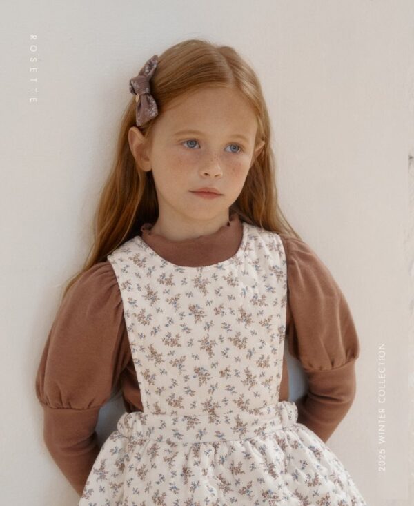 F0011580-A0DB-4BA2-B5C8-A6BFE8DEC9F4 ❄️ 可愛氣質波浪領飛袖上衣