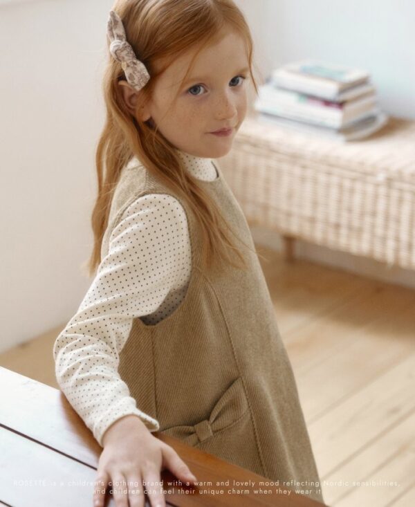 FC263452-A458-4BB1-9865-4866AFC6EE43 ❄️ 學院風燈芯絨背心洋裝