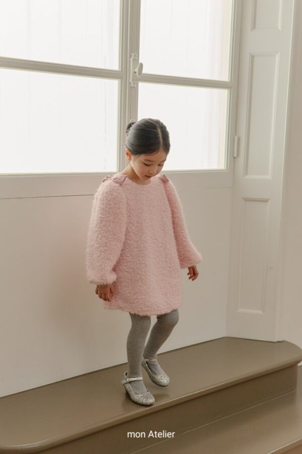 15752492-03E0-4379-8E91-38FEADC57D96 ❄️ 甜美蝴蝶結洋裝