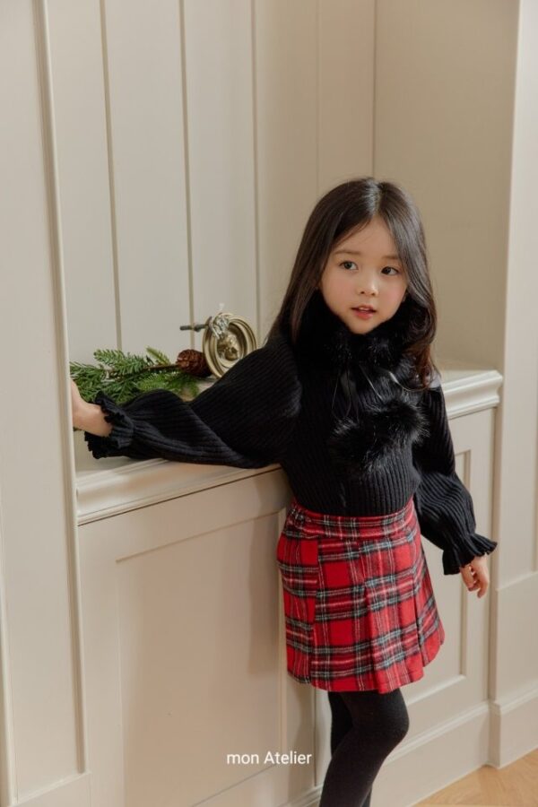 3B9B21EA-E5E4-4CCE-AAE6-5DF3DBF029CB ❄️ 經典格紋褲裙