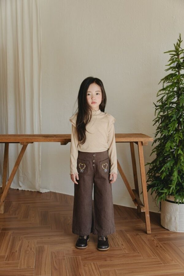 424C4333-DAC5-4620-8BBE-62A258638CE4 ❄️ 小高領羅紋波浪袖口上衣