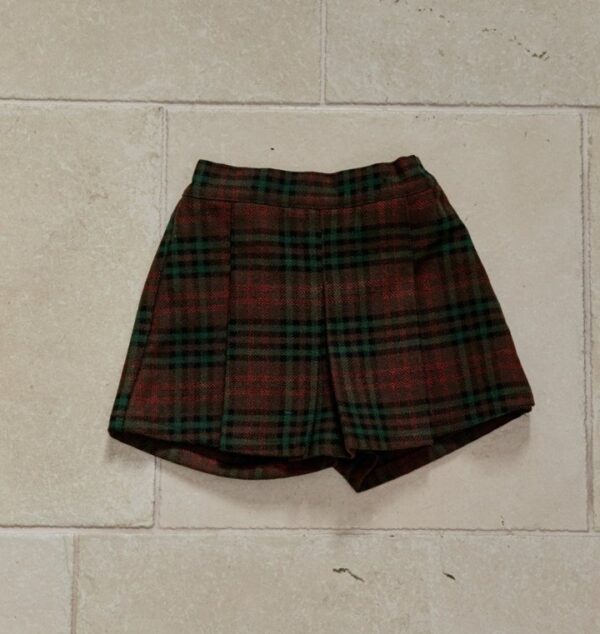 4FBDD2DE-BC14-44DE-8B63-CE66F0974C3F ❄️ 經典格紋褲裙