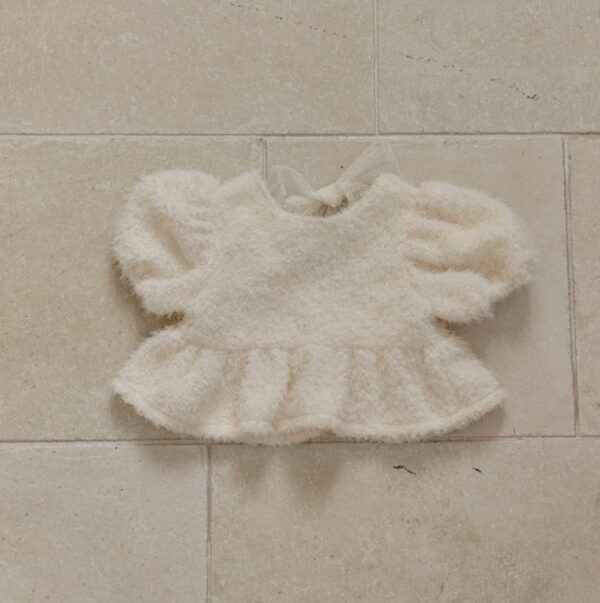 5507E40A-04D8-4F2F-8B6B-5336A4519DFA ❄️ 可愛雪花絨泡泡袖上衣