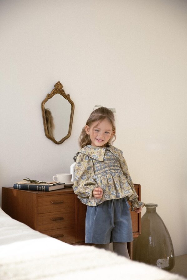 85FDA20B-868B-4DFB-8585-C7513CC42274_1_105_c ❄️ 法式俏皮荷葉領襯衫