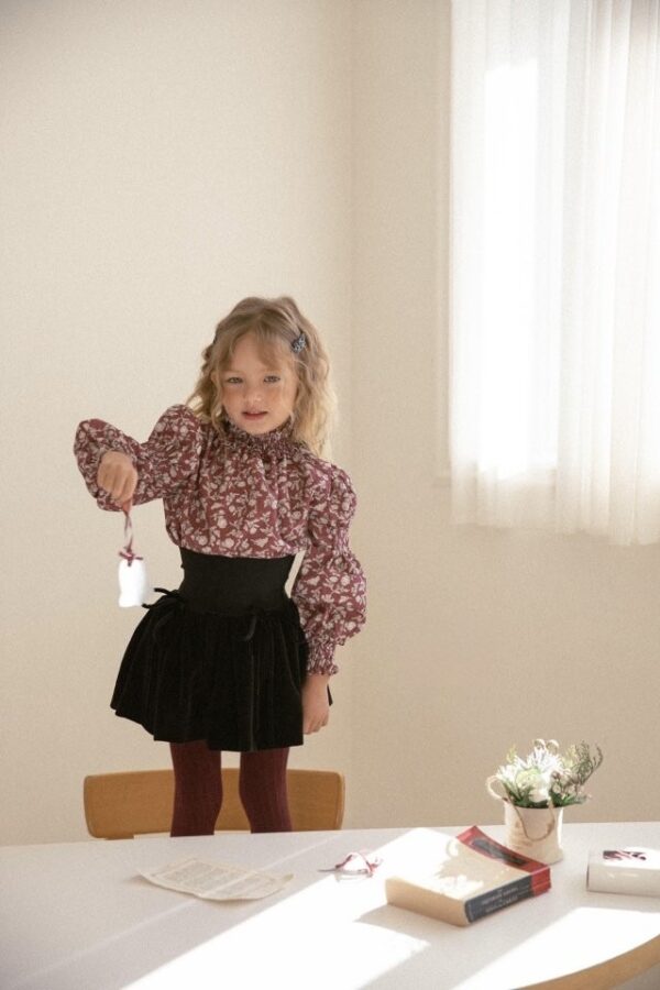 9A147B85-9BDD-4D78-9957-CA05319C2961_1_201_a ❄️ 浪漫玫瑰蕾絲襯衫