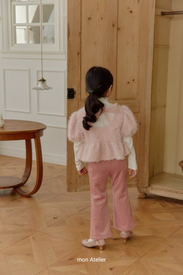 B5BD4B3F-F912-41EC-995B-2BB8D0788D21 ❄️ 可愛雪花絨泡泡袖上衣