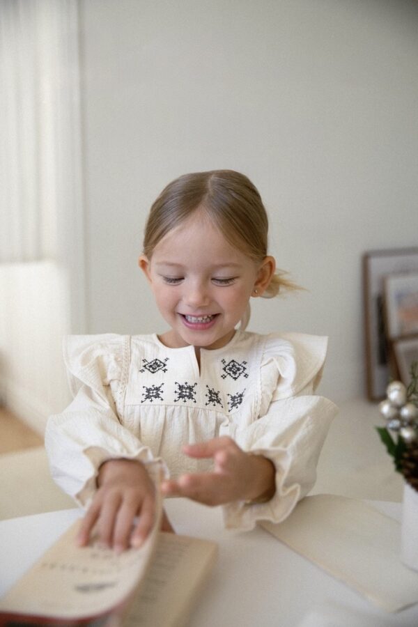 BFA66E14-23FB-4387-871C-CE3D8D121AB0_1_105_c ❄️ 優雅蕾絲瑞秋襯衫