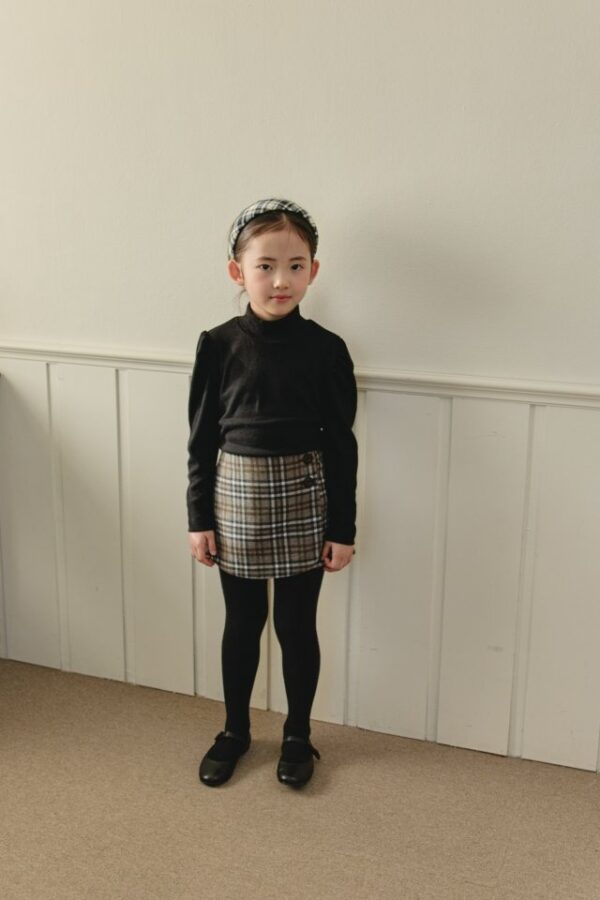 D2ED2CC1-539E-45DD-80F2-69984E1BD086 ❄️ 復古鈕扣格紋褲裙