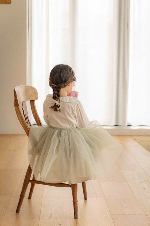 01B5D408-8D31-40D9-B335-AE2DFB16BF8C 〖預購〗莉莉輕語綁帶髮飾