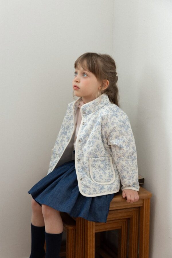 026AF741-7321-4772-9FD0-F80A52CEE635 〖預購〗路易絲雲感外套