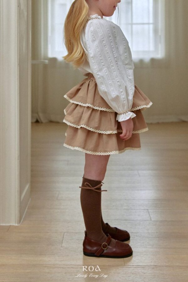 05D3C7BF-E04E-4007-8CA9-B77D1FC93390 〖預購〗克洛伊層次裙褲