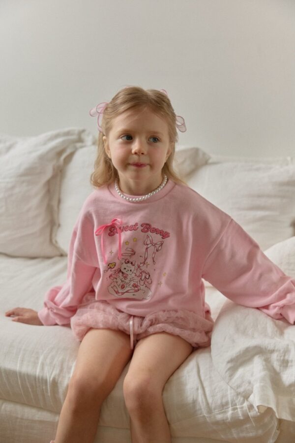 0AE37A17-95E3-4E3D-A0B1-042C920A2E8D_1_105_c 〖預購〗甜甜貝瑞衛衣