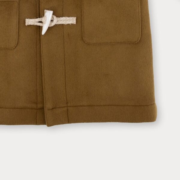 0DBE44B7-15A4-409E-B9CF-81146BB123D0_1_105_c ❄️ 羊毛牛角扣設計大衣