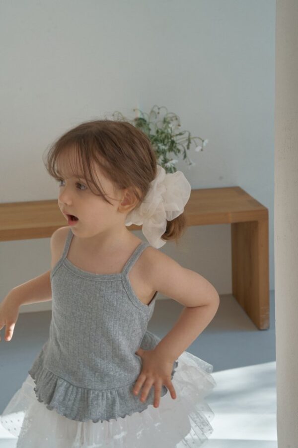 0FB2FECF-29AD-4AE1-A031-0760B2704F54 〖預購〗羅倫晨光針織套裝