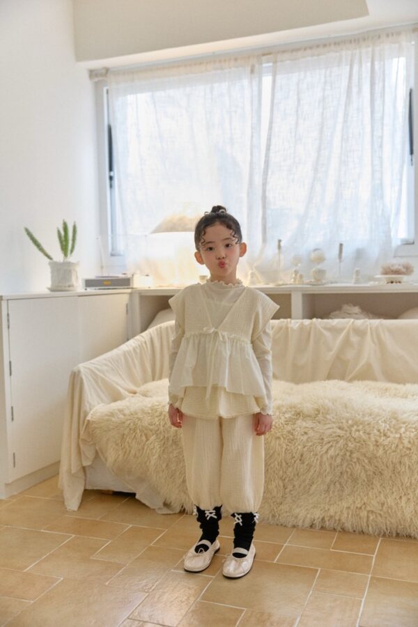 113013F9-C9CB-4A7A-A0D6-F1B8AC66E5D6_1_105_c 〖預購〗花影小心思縮口褲