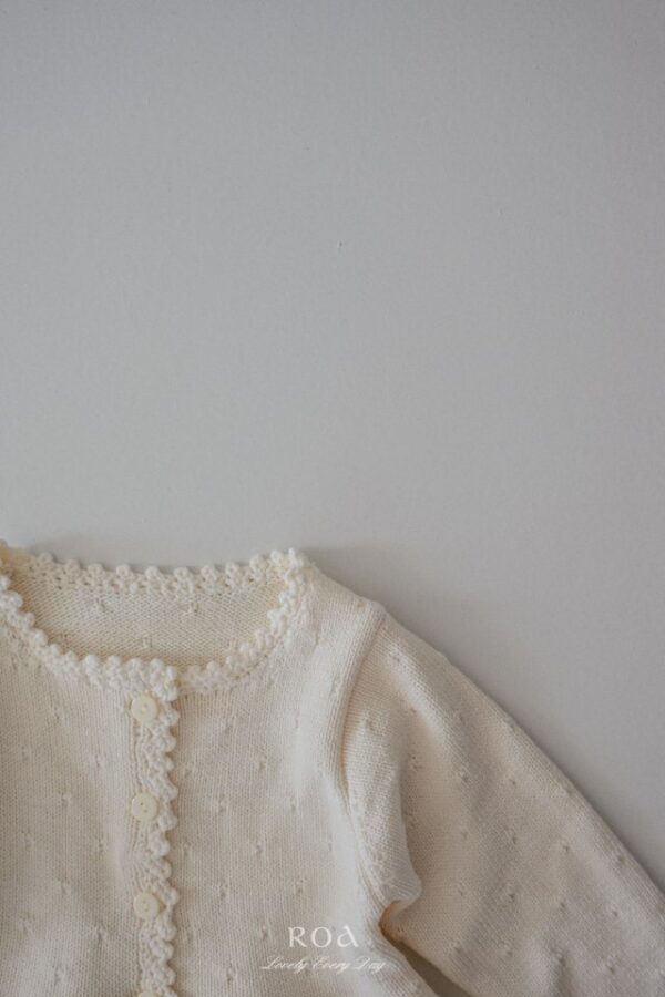 1424B505-3ECC-4A52-8109-CE4D90C44860 〖預購〗雲影柔線開襟衫