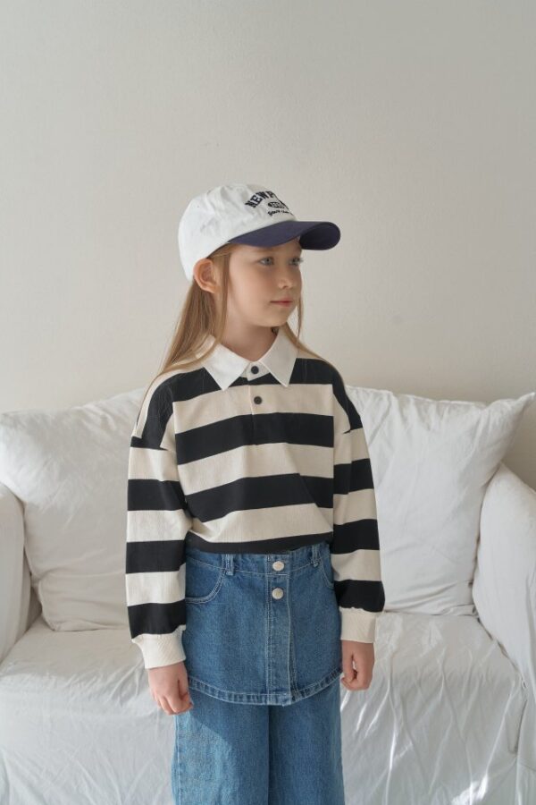 171D79C9-860C-49C8-8EF8-8545C192D902 〖預購〗小學院領片衛衣