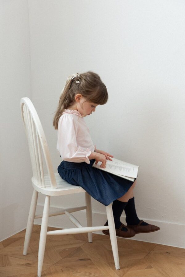 1802310F-4200-4DD8-A408-04927B1F8932 〖預購〗梅根柔日上衣