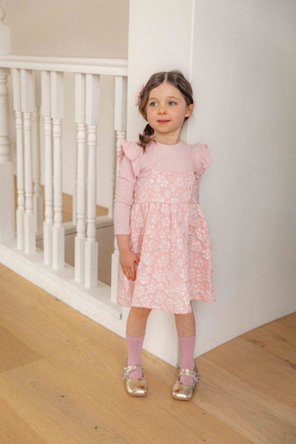 21E175E3-006A-4BDF-B1B6-CE76A8D19DC2 〖預購〗洛亞晨光刺繡洋裝