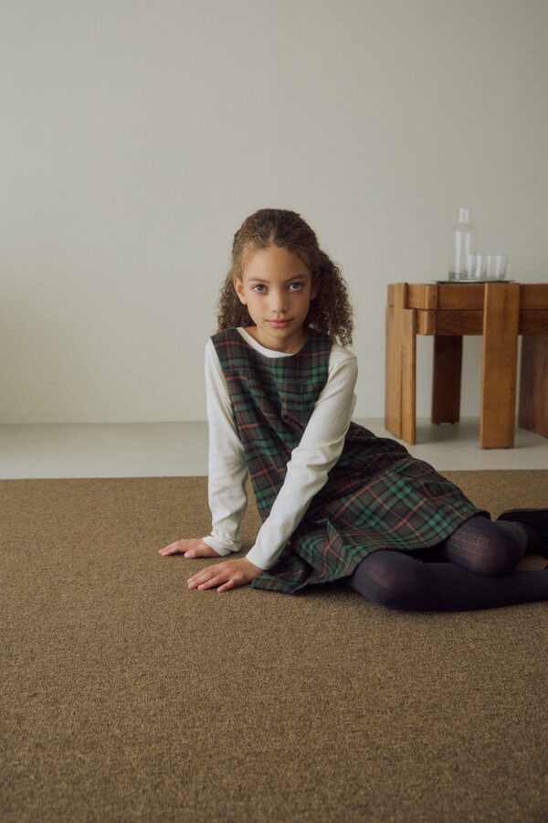 29273361-7D21-4B19-8308-CE7793745EF5_1_105_c ❄️ 經典羊毛背心吊帶裙