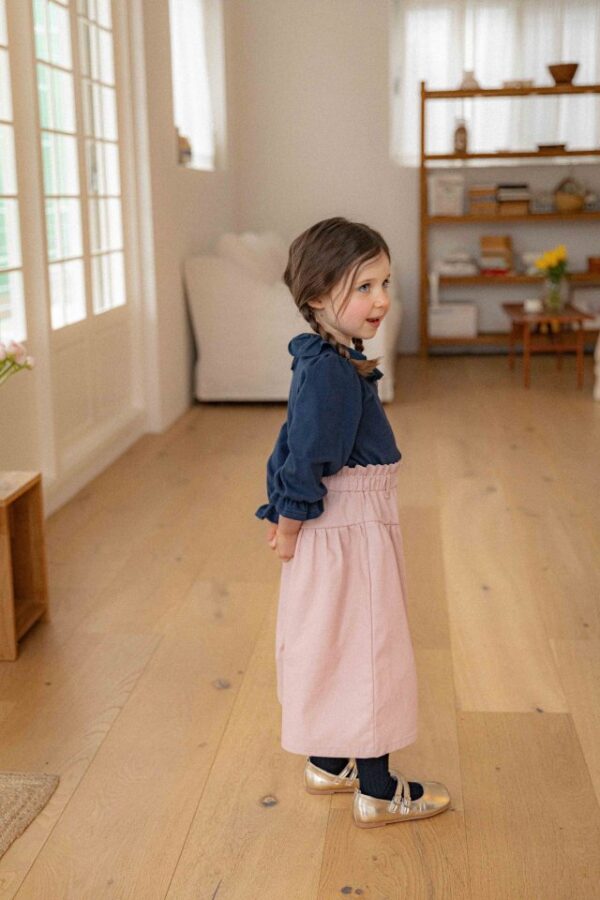 29F497AB-9917-449A-B600-44067338BE9E 〖預購〗露娜柔袖上衣